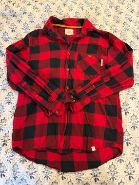 Field & Stream Red and Black Buffalo Plaid Button-Down Shirt